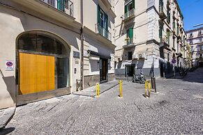 Bisicool Boutique Apartment by Napoliapartments