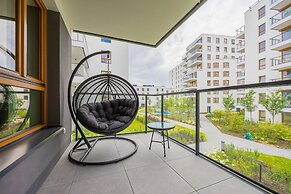 Ludwiki Apartment by Renters Prestige