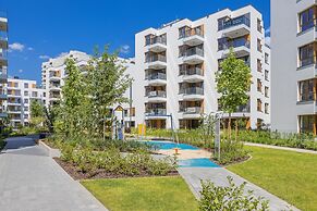 Ludwiki Apartment by Renters Prestige