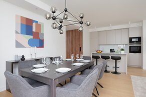 Ludwiki Apartment by Renters Prestige