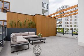 Ludwiki Apartment by Renters Prestige