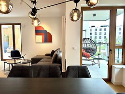 Ludwiki Apartment by Renters Prestige