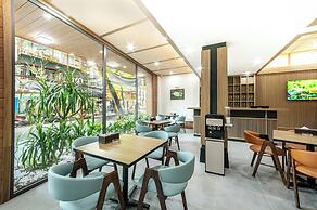 A25 Hotel - 21 Nghia Tan