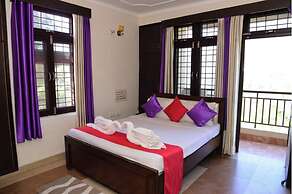 Goroomgo Hotel Hill View Homes Bhimtal