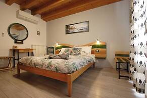 Room-charming Rustic Lodge in Trieste wi