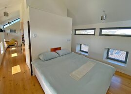 KINVARA SUITES