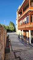 Hotel Ladakh Heights