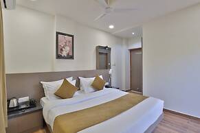 Hotel TGR Rooms