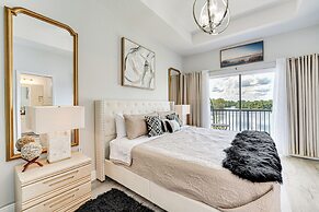 10 Mi to Disney - Lake-view Haven w/ Pool Access!