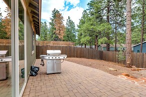 3 Mi to Downtown Flagstaff: Home w/ Private Patio