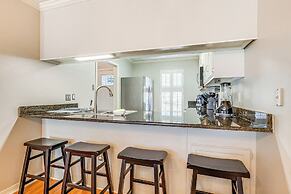 Mobile Townhome Near University of South Alabama!