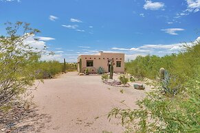 Chic Tucson Casita w/ Deck & Panoramic Views!