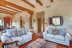 Chic Tucson Casita w/ Deck & Panoramic Views!