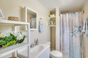 Wakefield Escape: Walk to Downtown & Near Beaches!