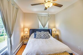 Wakefield Escape: Walk to Downtown & Near Beaches!