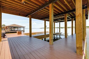Conroe Lake House: Luxe Pool, Private Dock & Games