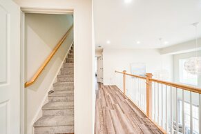 Deck & Yard: Spacious Poconos Home