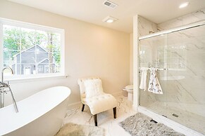 Deck & Yard: Spacious Poconos Home