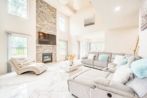 Deck & Yard: Spacious Poconos Home