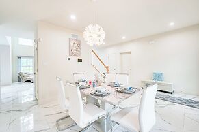 Deck & Yard: Spacious Poconos Home