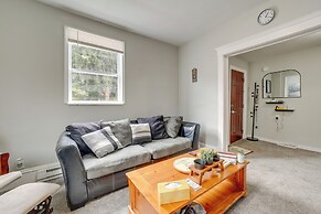 Morgantown Home: 1 Mi to West Virginia University!