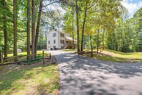 Spacious Virginia Retreat w/ Dock & Beach Access!