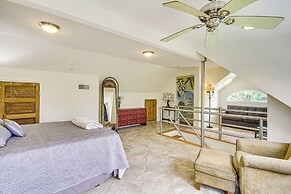 Eclectic Mandeville Home: Walk to Lakefront Park