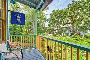 Eclectic Mandeville Home: Walk to Lakefront Park
