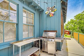 Eclectic Mandeville Home: Walk to Lakefront Park