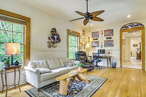 Eclectic Mandeville Home: Walk to Lakefront Park