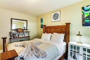 Rathdrum Home w/ Hot Tub: Steps to Beach Access!