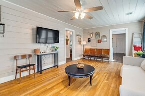 Fire Pit & Yard: Dog-friendly Spicewood Home