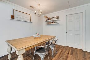 Fire Pit & Yard: Dog-friendly Spicewood Home