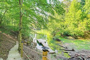 Dandridge Home on Douglas Lake w/ Hot Tub & Dock!