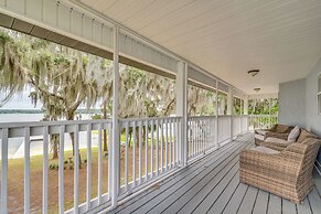 Lakefront Summerfield Getaway w/ Private Beach!