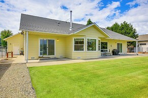 Moyie Springs Home w/ Views, Near Kootenay River!