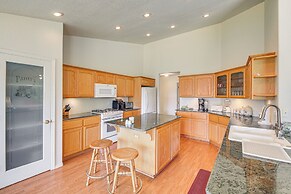 Moyie Springs Home w/ Views, Near Kootenay River!