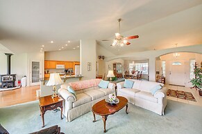 Moyie Springs Home w/ Views, Near Kootenay River!