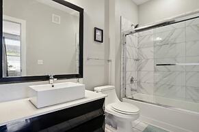 River House Apartments