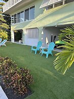 Delightful Vacation Home Located In The Popular Islamorada Neighborhoo