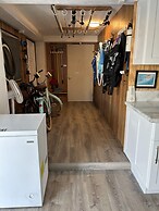 Delightful Vacation Home Located In The Popular Islamorada Neighborhoo