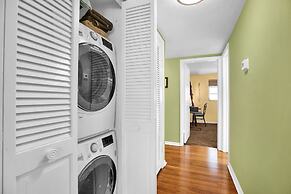 Delightful Vacation Home Located In The Popular Islamorada Neighborhoo