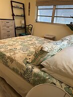 Delightful Vacation Home Located In The Popular Islamorada Neighborhoo