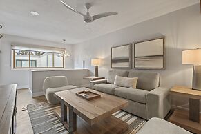 Snow Flower 078 3 Bedroom Condo by RedAwning