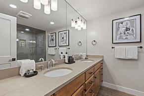 Snow Flower 078 3 Bedroom Condo by RedAwning