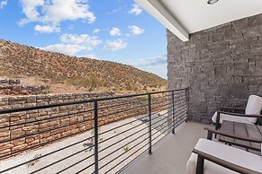 Terra Retreat #9 4 Bedroom Condo