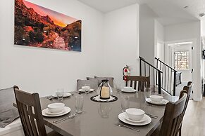 Terra Retreat #9 4 Bedroom Condo