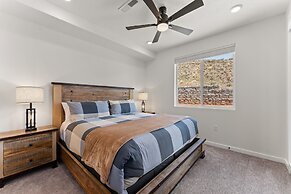 Terra Retreat #9 4 Bedroom Condo