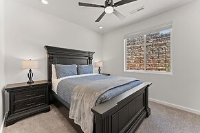 Terra Retreat #9 4 Bedroom Condo