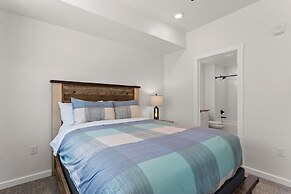 Terra Retreat #9 4 Bedroom Condo